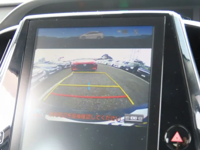 プリウス（トヨタ）の車両写真