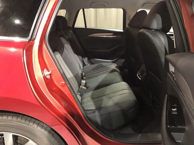 マツダ MAZDA6 ワゴン