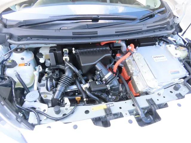 ノート(ニッサン)の車両写真