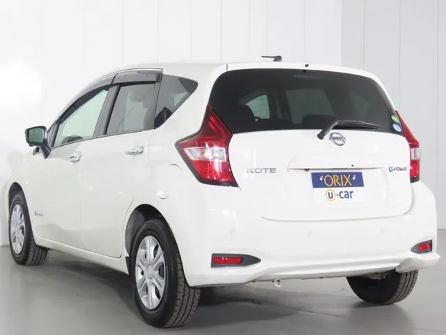 ノート(ニッサン)の車両写真