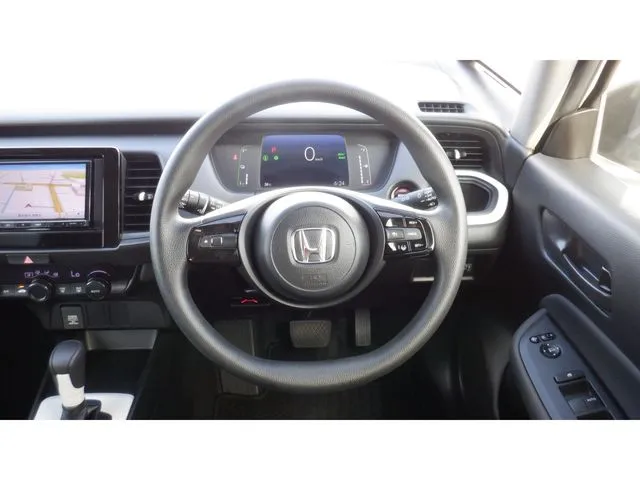 ホンダ フィット e:HEV