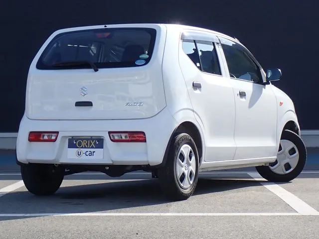 アルト 4WD(スズキ)の車両写真