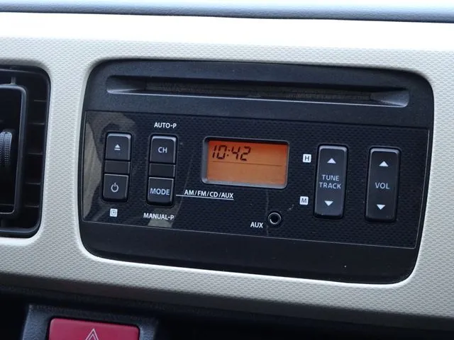 アルト 4WD(スズキ)の車両写真