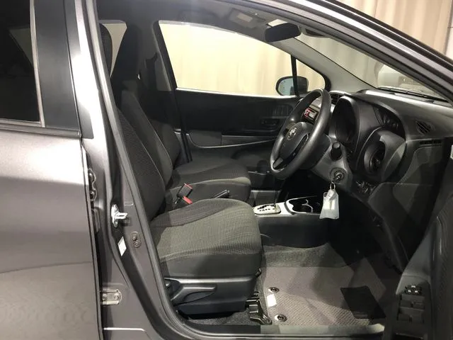 トヨタ　ヴィッツ