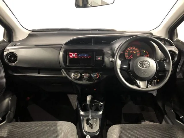 トヨタ　ヴィッツ