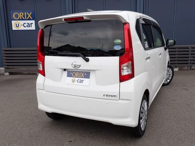 ムーヴ（ダイハツ）の車両写真