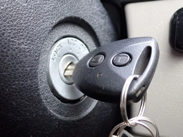 ムーヴ（ダイハツ）の車両写真