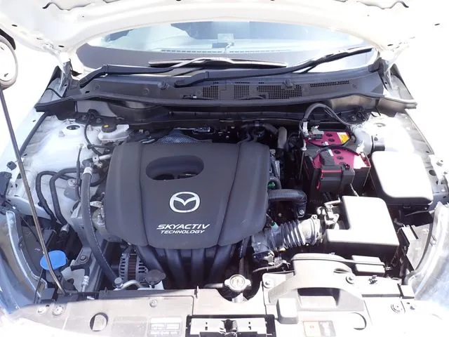 マツダ　デミオ