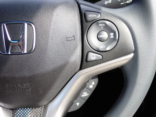 シャトル　ハイブリッド（ホンダ）の車両写真