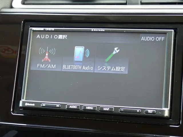 シャトル　ハイブリッド（ホンダ）の車両写真