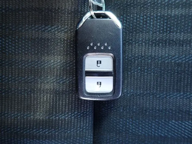 ホンダ　シャトル　ハイブリッド