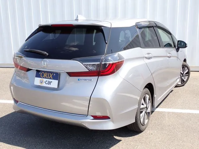 ホンダ　シャトル　ハイブリッド