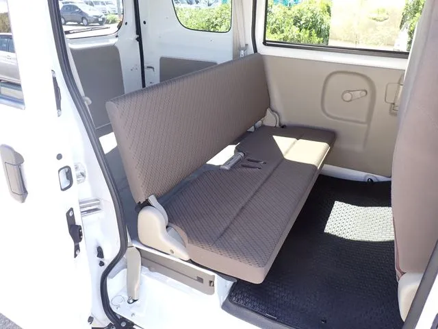 スズキ　エブリイバン