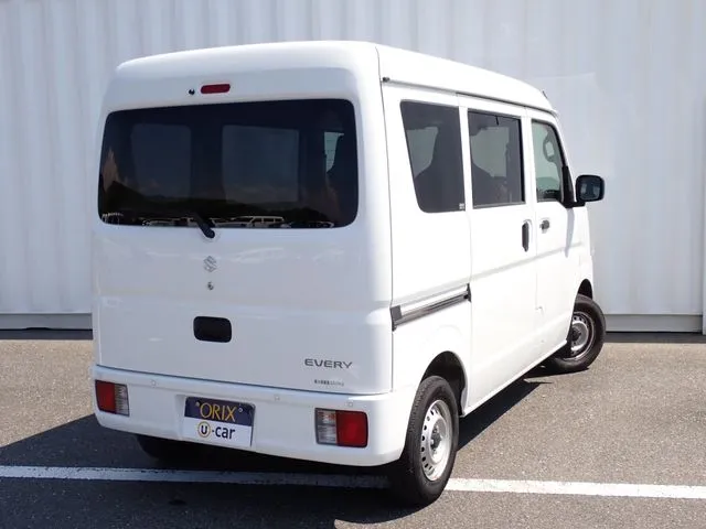スズキ　エブリイバン