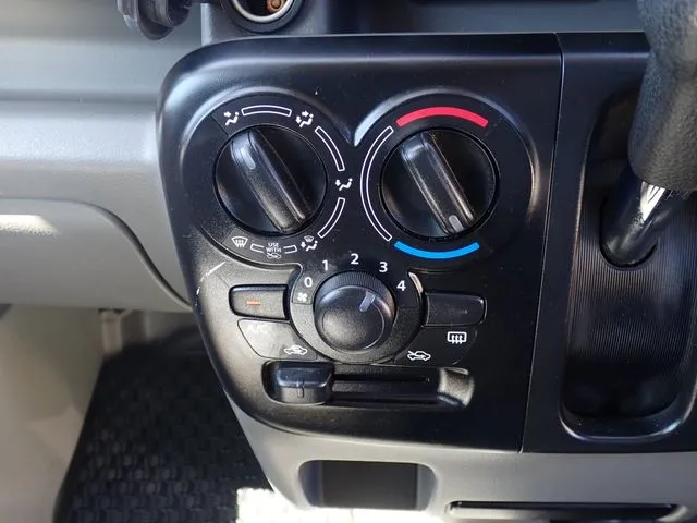 スズキ　エブリイバン