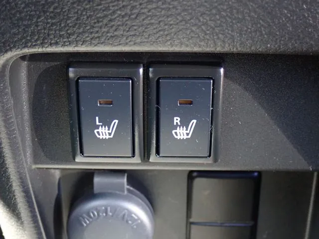 スズキ　ハスラー