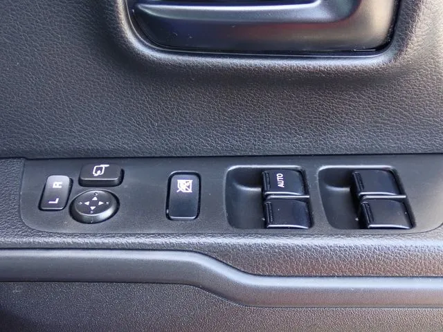 スズキ　ハスラー