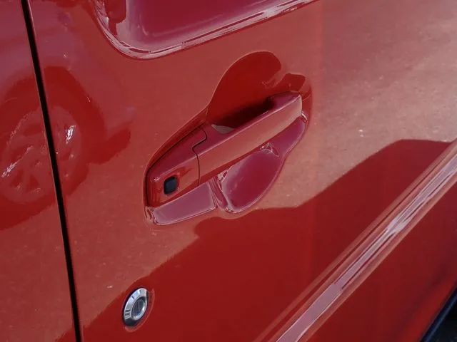 スズキ　ハスラー