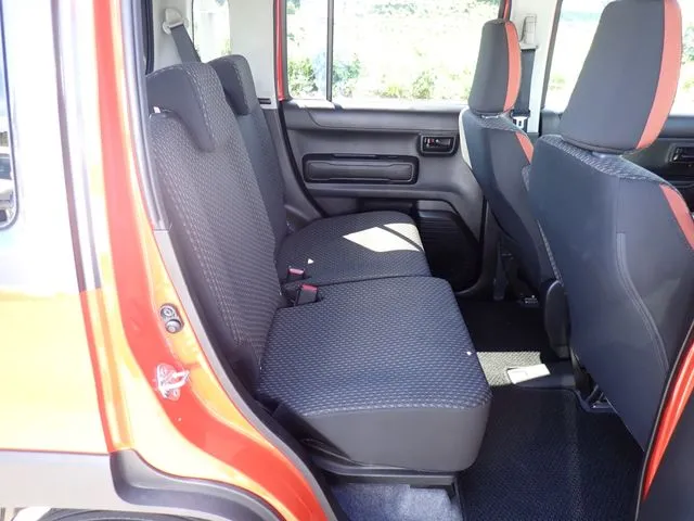 スズキ　ハスラー