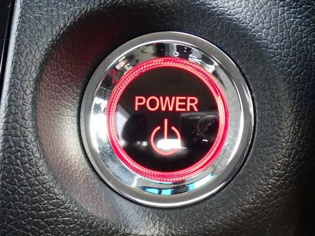 シャトル　ハイブリッド（ホンダ）の車両写真