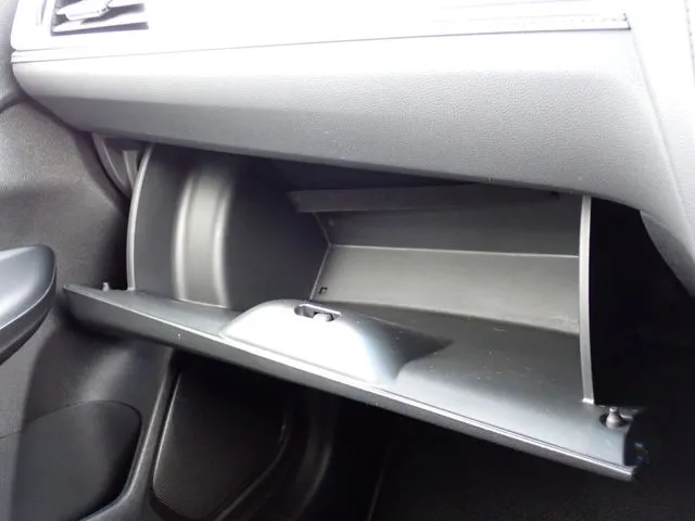 シャトル　ハイブリッド（ホンダ）の車両写真