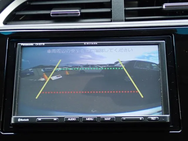 シャトル　ハイブリッド（ホンダ）の車両写真