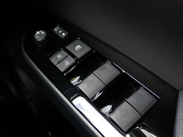 プリウス（トヨタ）の車両写真