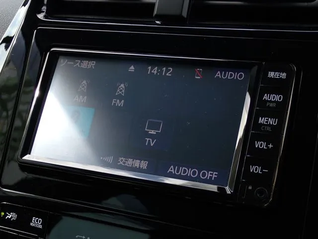 プリウス（トヨタ）の車両写真