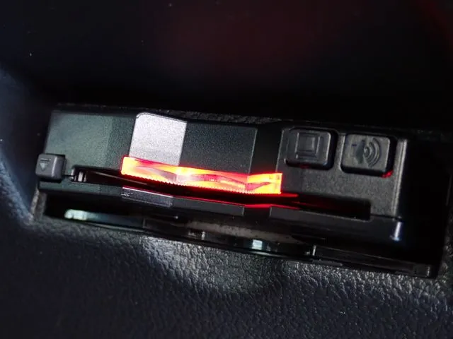 プリウス（トヨタ）の車両写真