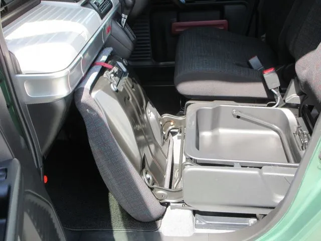 スズキ　スペーシア