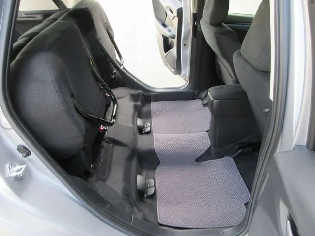 シャトル　ハイブリッド（ホンダ）の車両写真