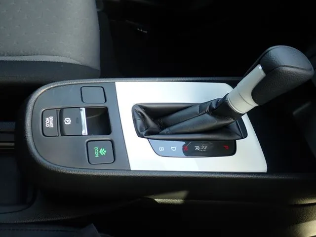 フィット e:HEV(ホンダ)の車両写真