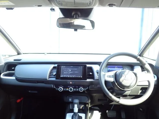 フィット e:HEV(ホンダ)の車両写真