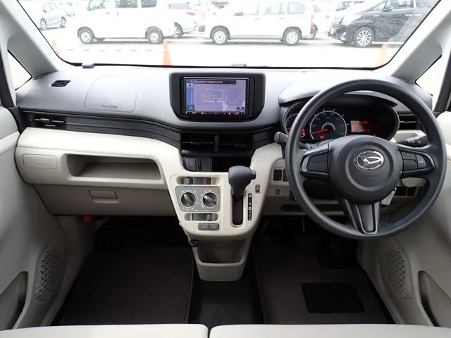 ダイハツ　ムーヴ