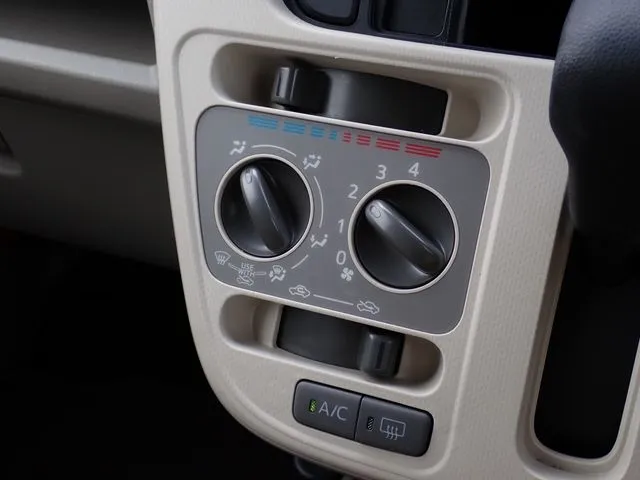 ダイハツ　ムーヴ