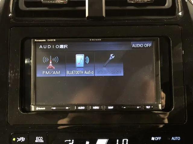 プリウス（トヨタ）の車両写真