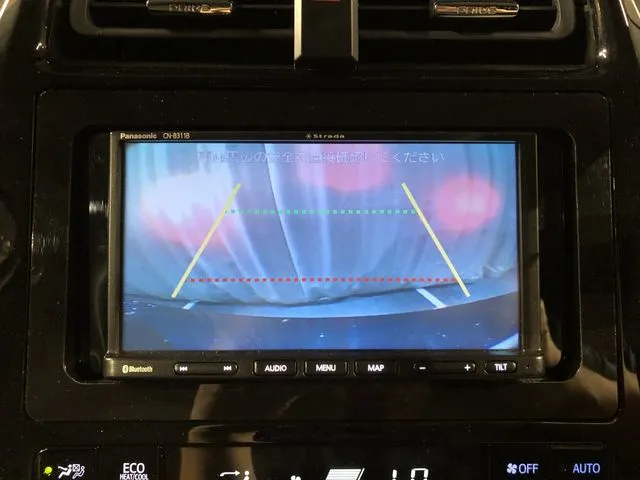 プリウス（トヨタ）の車両写真