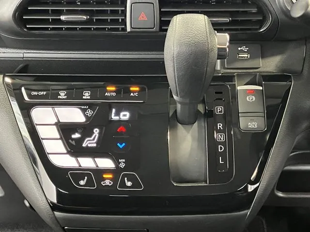 デイズ（ニッサン）の車両写真