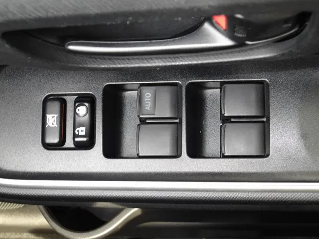 トヨタ　アクア