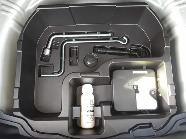 トヨタ　アクア