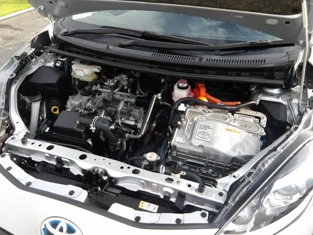 トヨタ　アクア