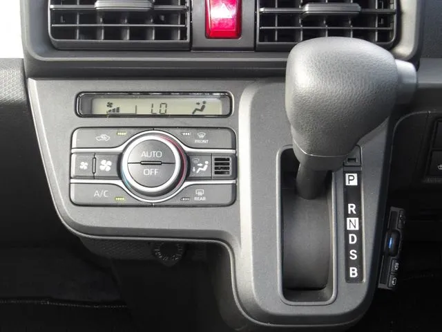 ダイハツ　タント