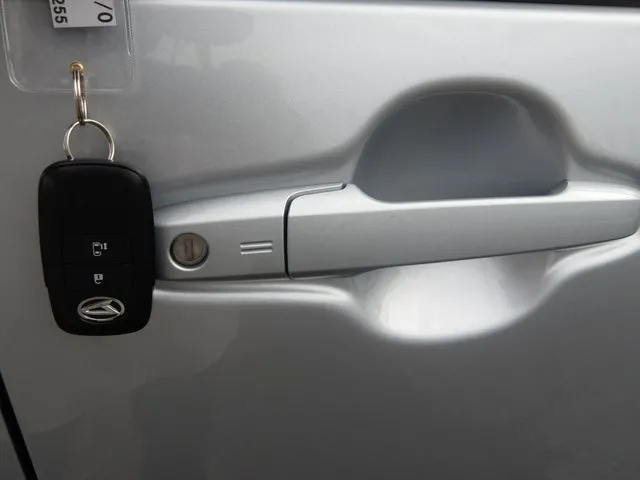 ダイハツ　タント