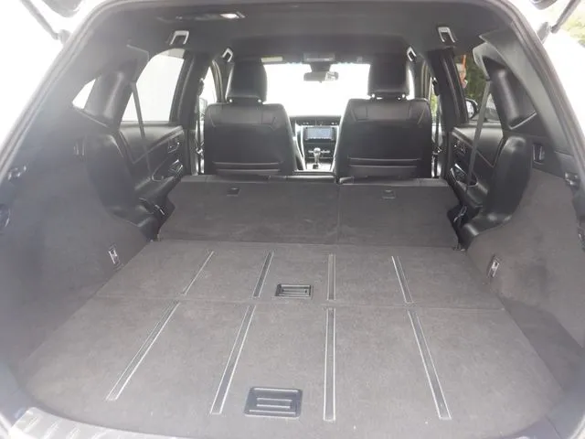 トヨタ　ハリアー　２ＷＤ