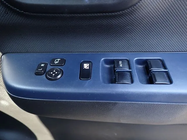 スズキ　アルト　４ＷＤ