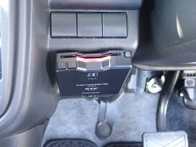 スズキ　アルト　４ＷＤ