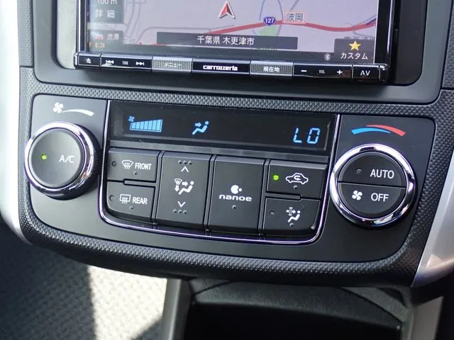 トヨタ カローラフィールダー ハイブリッド