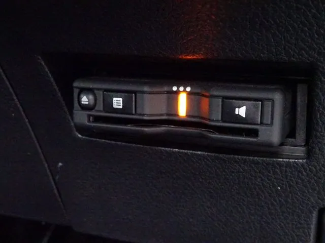 カローラフィールダー　ハイブリッド（トヨタ）の車両写真