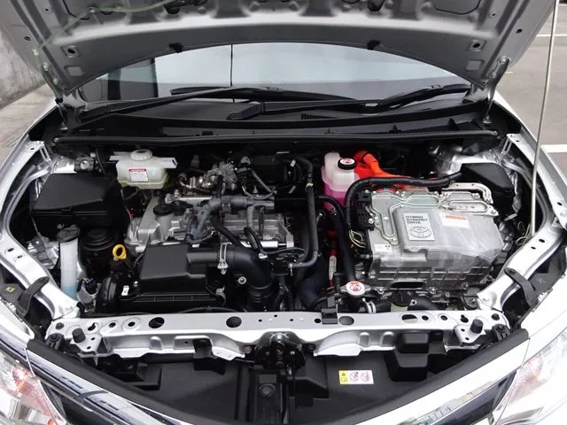 カローラフィールダー　ハイブリッド（トヨタ）の車両写真