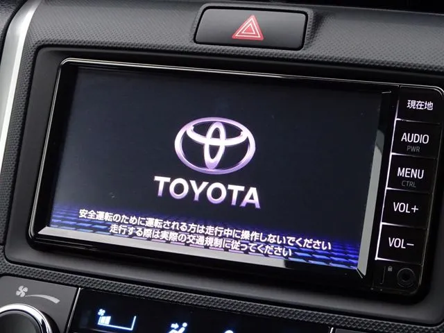 カローラフィールダー　ハイブリッド（トヨタ）の車両写真